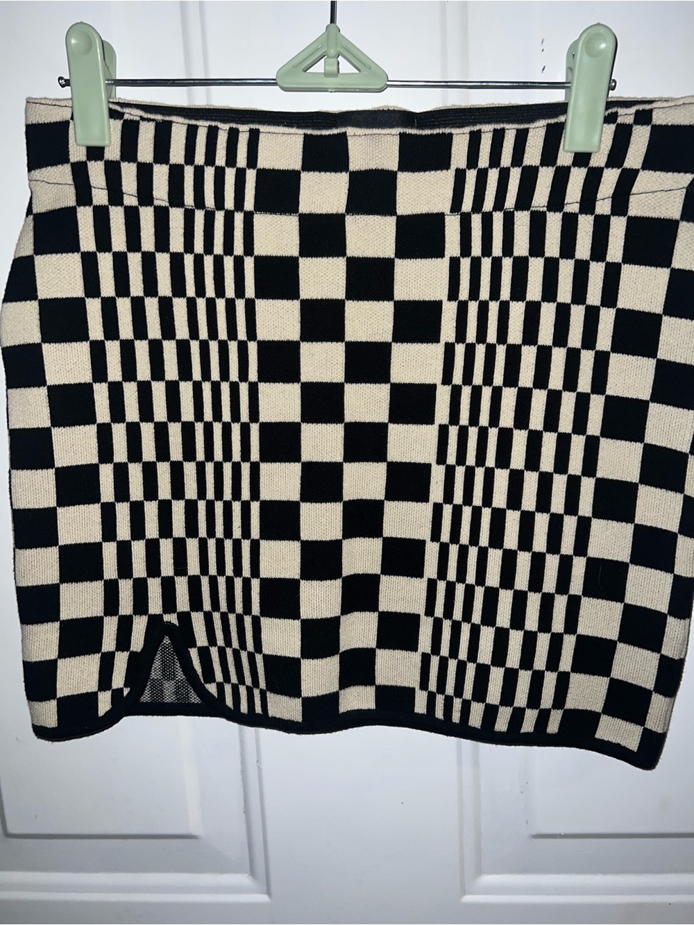 Miou Muse Women’s Black and Cream Checkerboard Mini Skirt Sz S